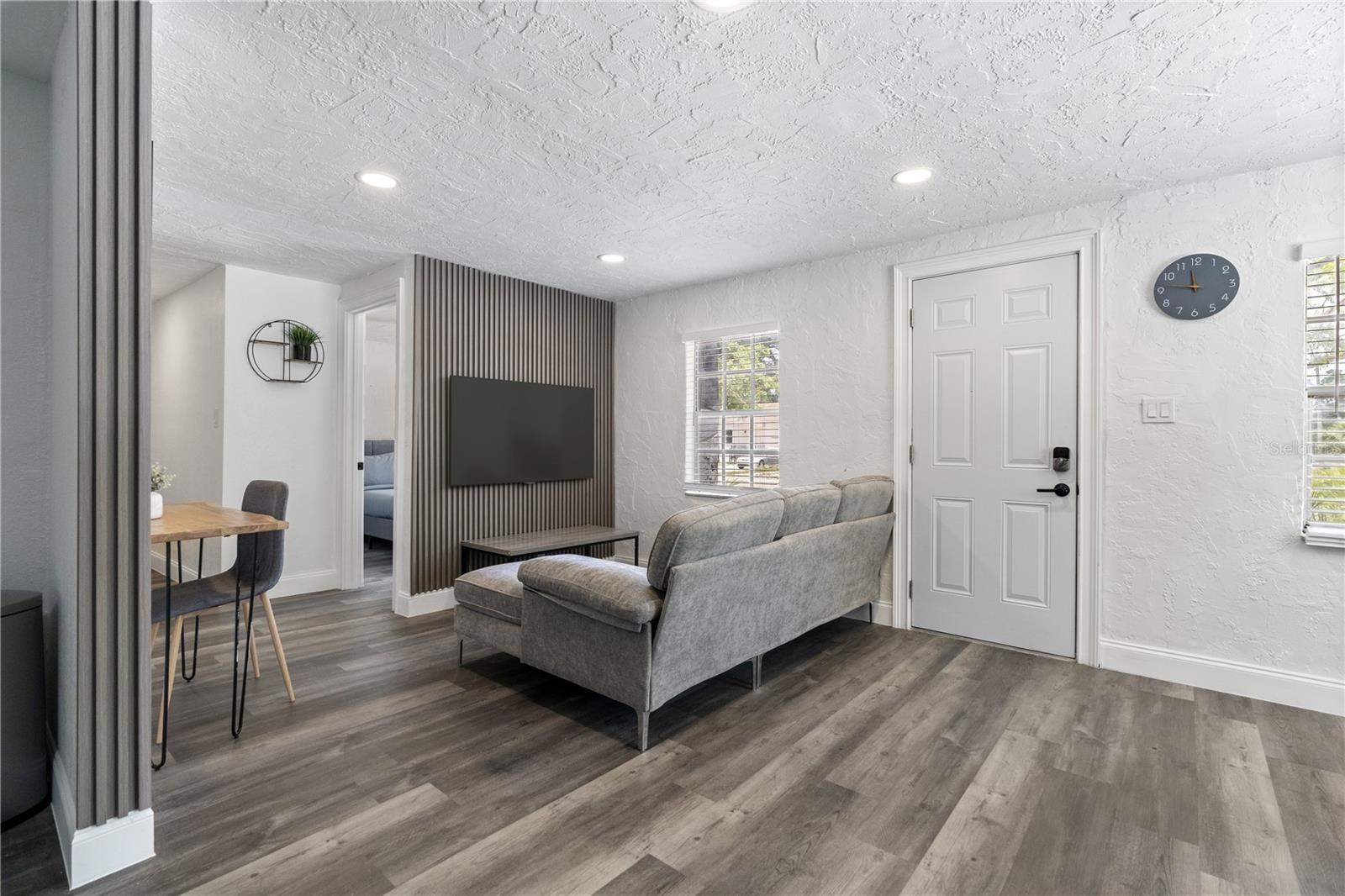 4102 N HUBERT AVE, TAMPA, FL, 33614