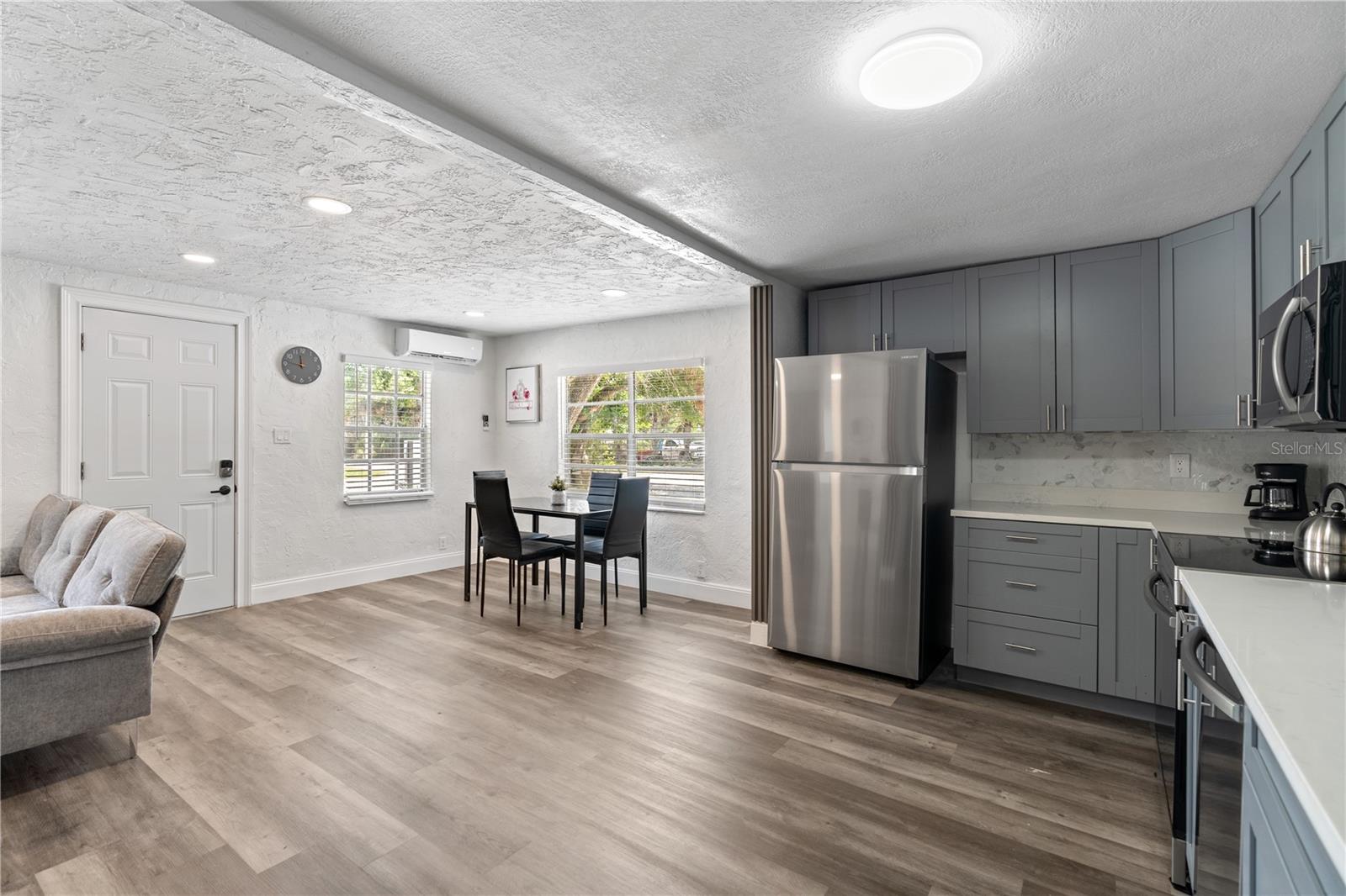 4102 N HUBERT AVE, TAMPA, FL, 33614