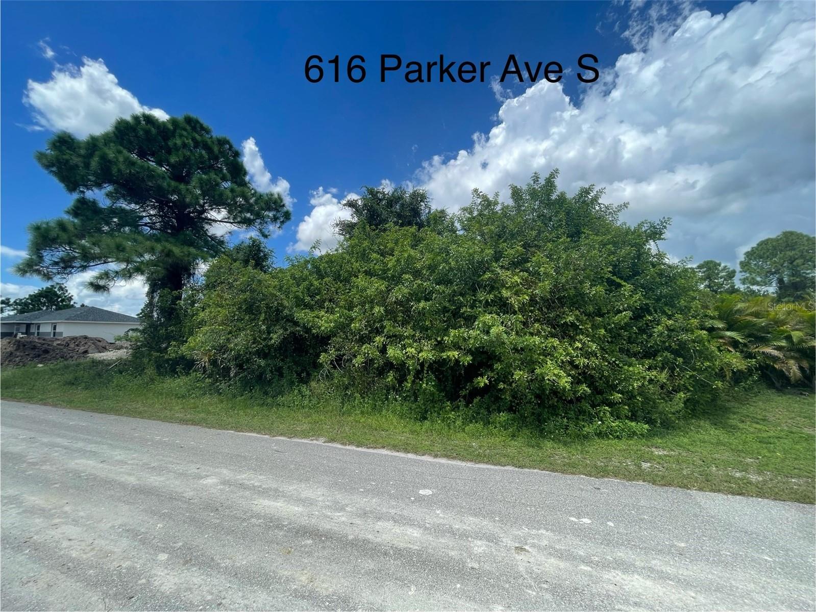 616 PARKER AVE S, LEHIGH ACRES, FL, 33974