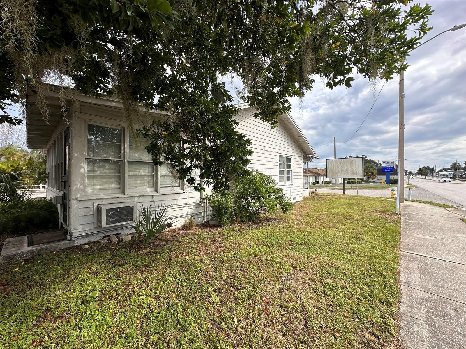 121 BATES AVE SE, WINTER HAVEN, FL, 33880