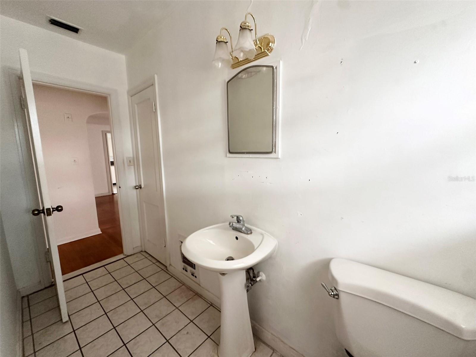 121 BATES AVE SE, WINTER HAVEN, FL, 33880