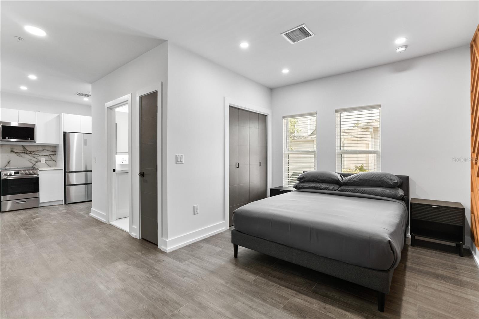 927 S HOWARD AVE #1, TAMPA, FL, 33606