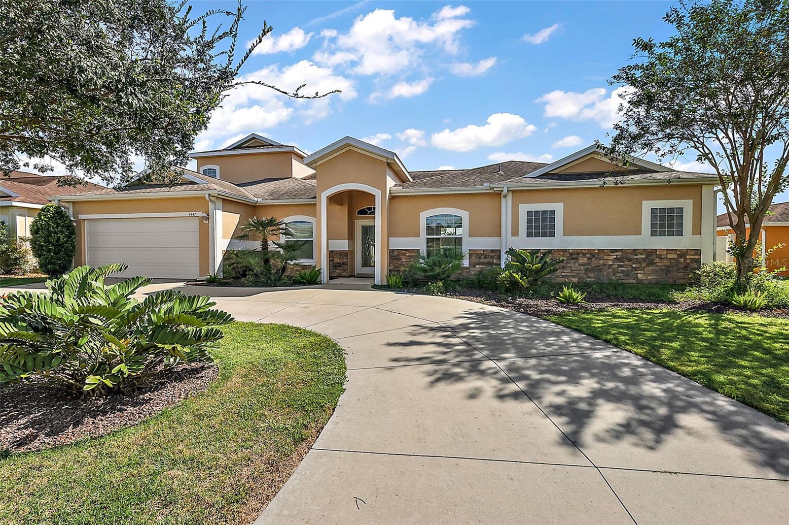 4947 NE 124TH RD, OXFORD, FL, 34484