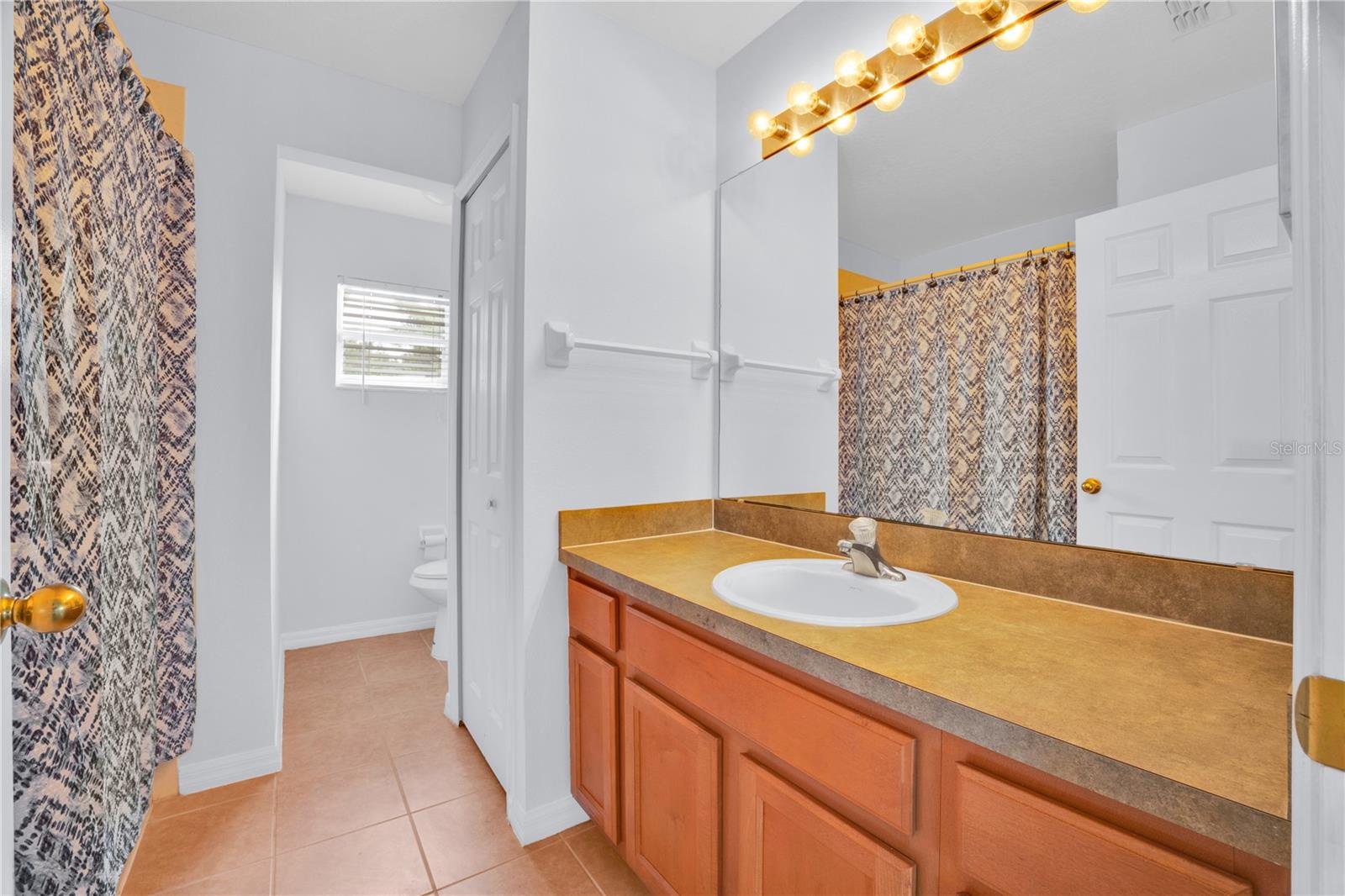 5421 LOS PALMA VISTA DR, ORLANDO, FL, 32837