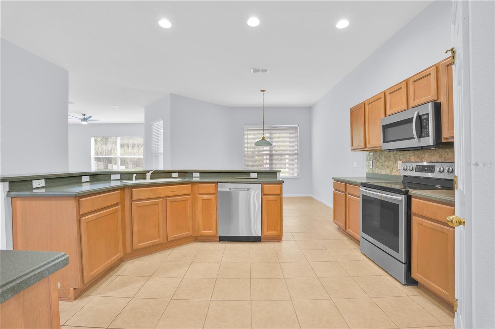5421 LOS PALMA VISTA DR, ORLANDO, FL, 32837