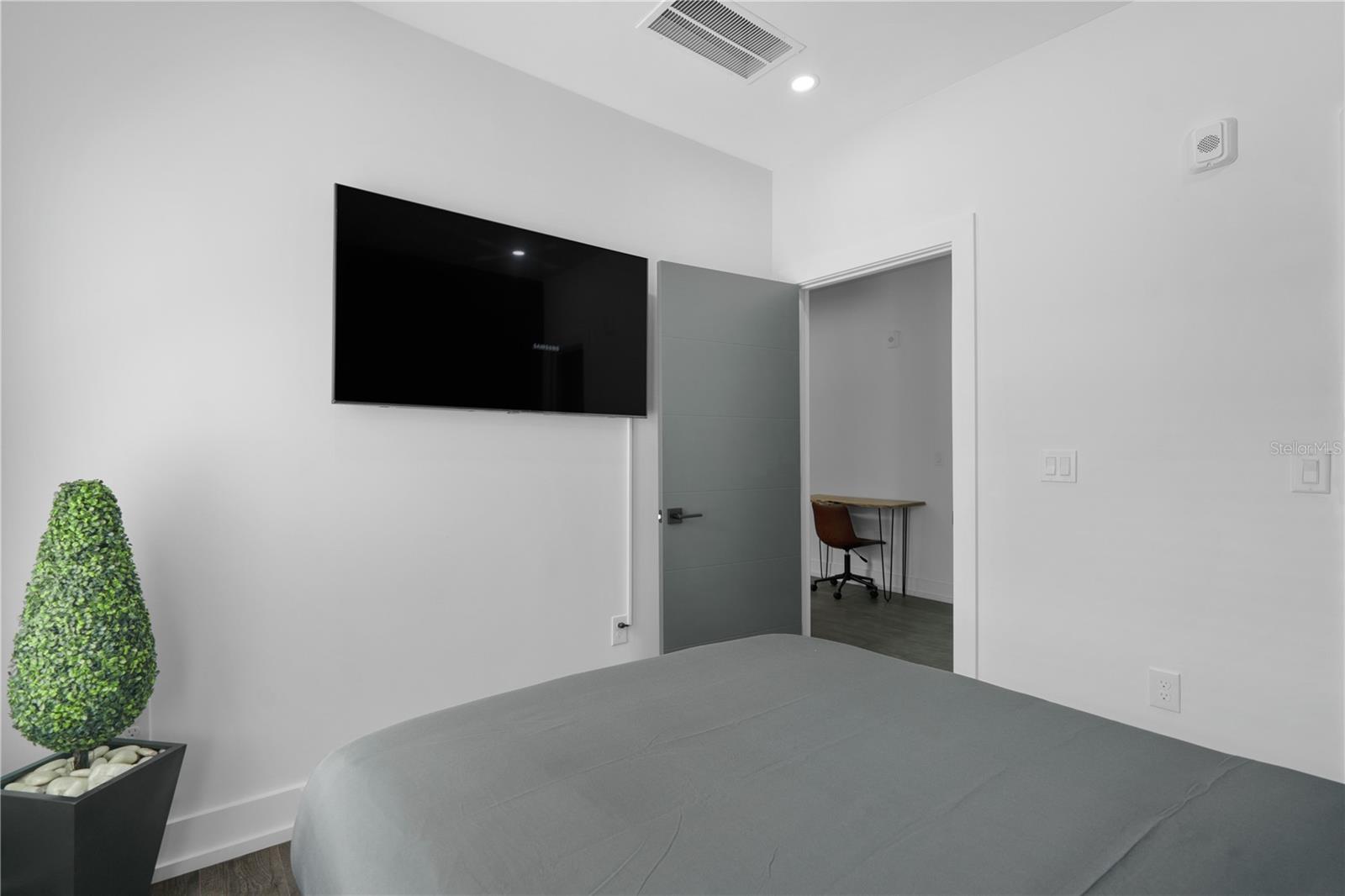 927 S HOWARD AVE #5, TAMPA, FL, 33606