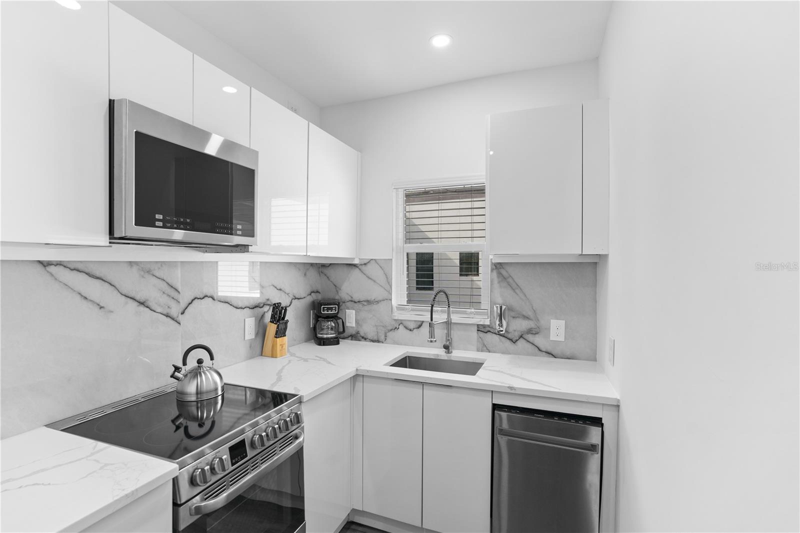 927 S HOWARD AVE #14, TAMPA, FL, 33606