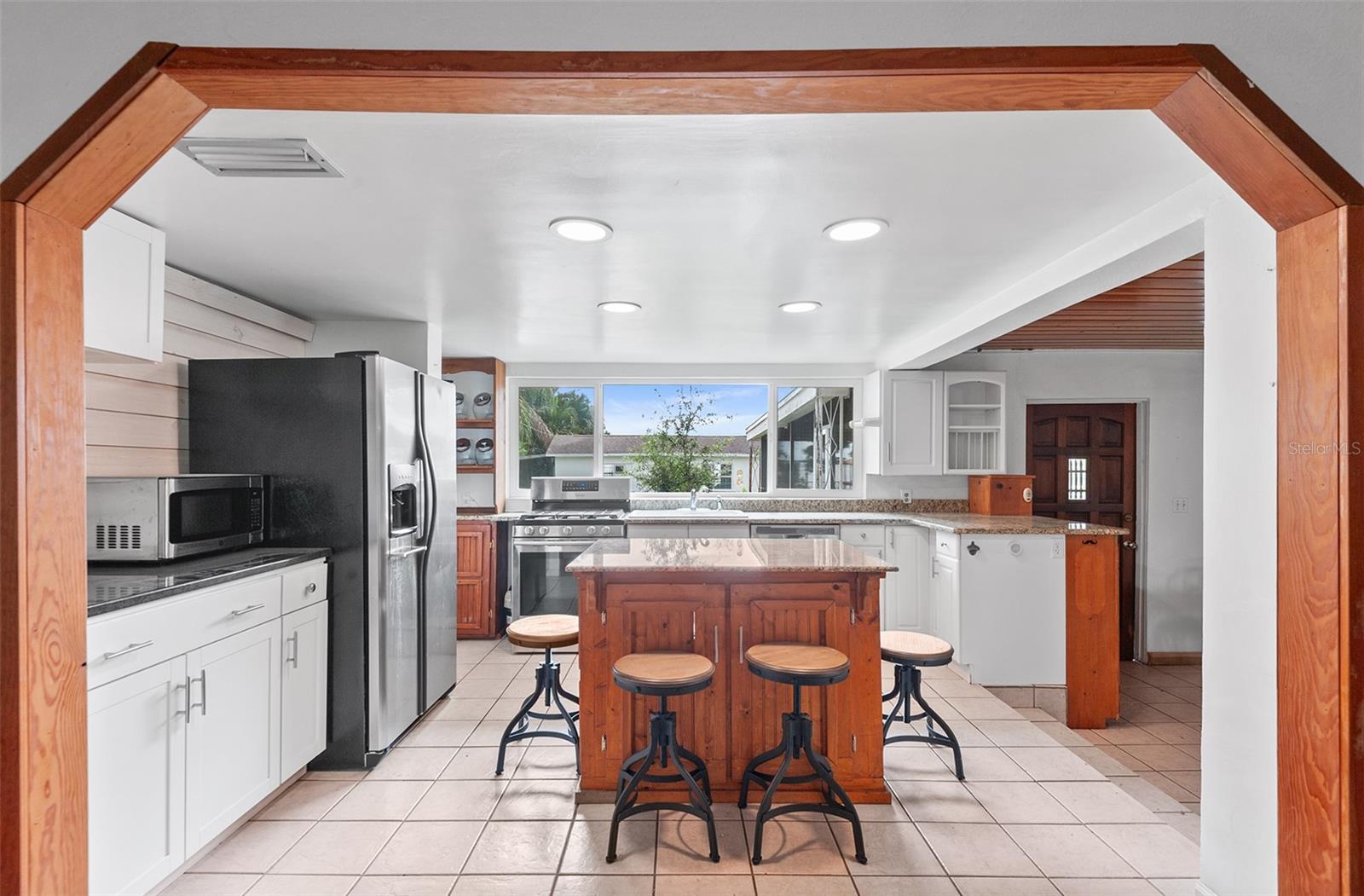 204 N LAKE REEDY BLVD, FROSTPROOF, FL, 33843