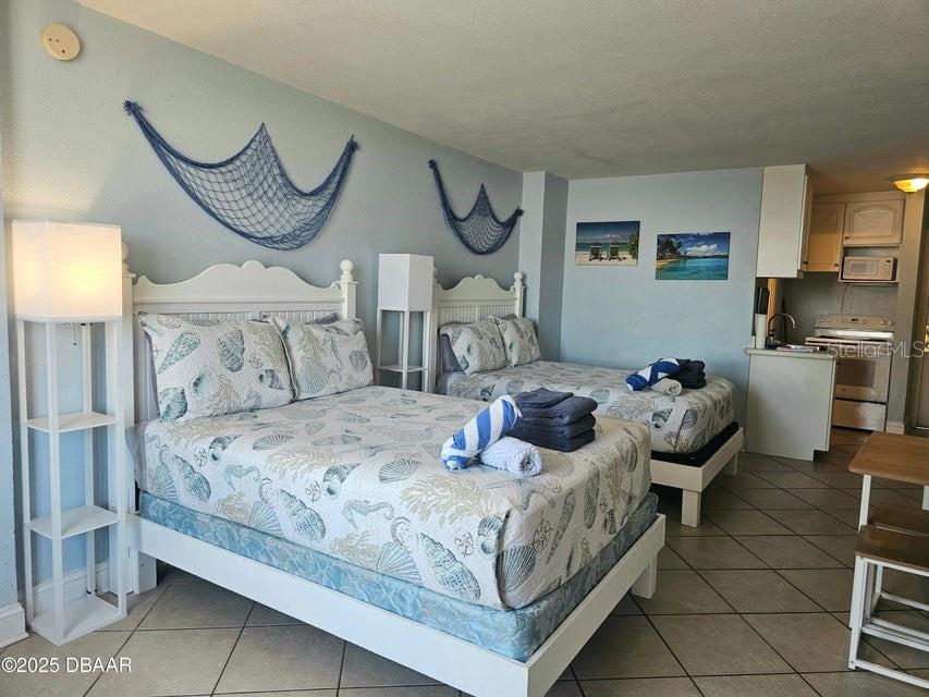 SEA DIP BEACH RESORT CONDO UNIT C01, DAYTONA BEACH, FL, 32118