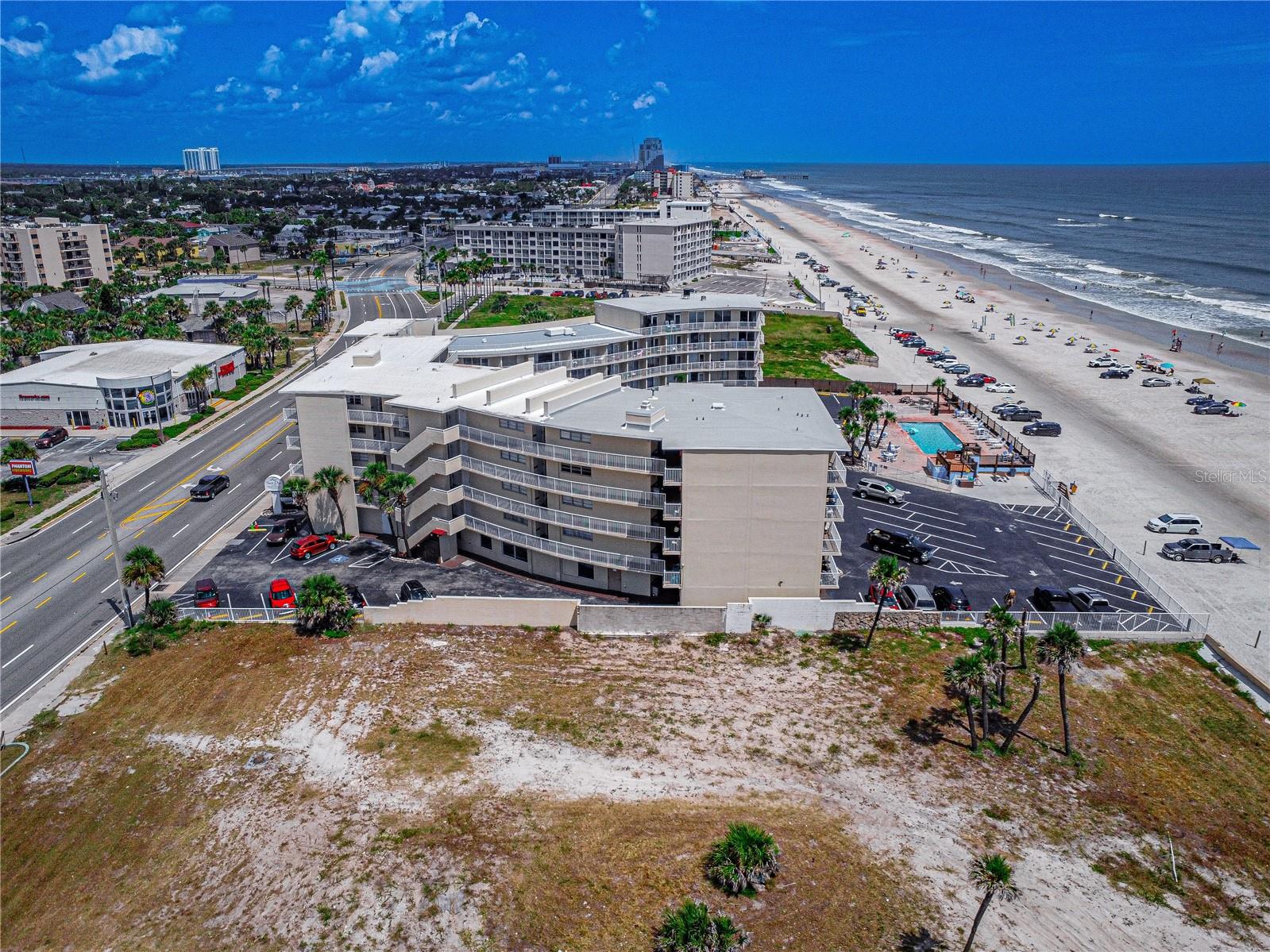 SEA DIP BEACH RESORT CONDO UNIT C01, DAYTONA BEACH, FL, 32118