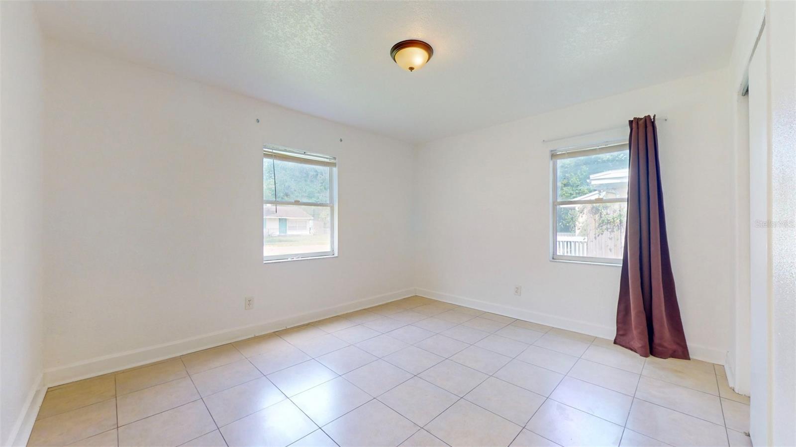 1903 E SHADOWLAWN AVE, TAMPA, FL, 33610