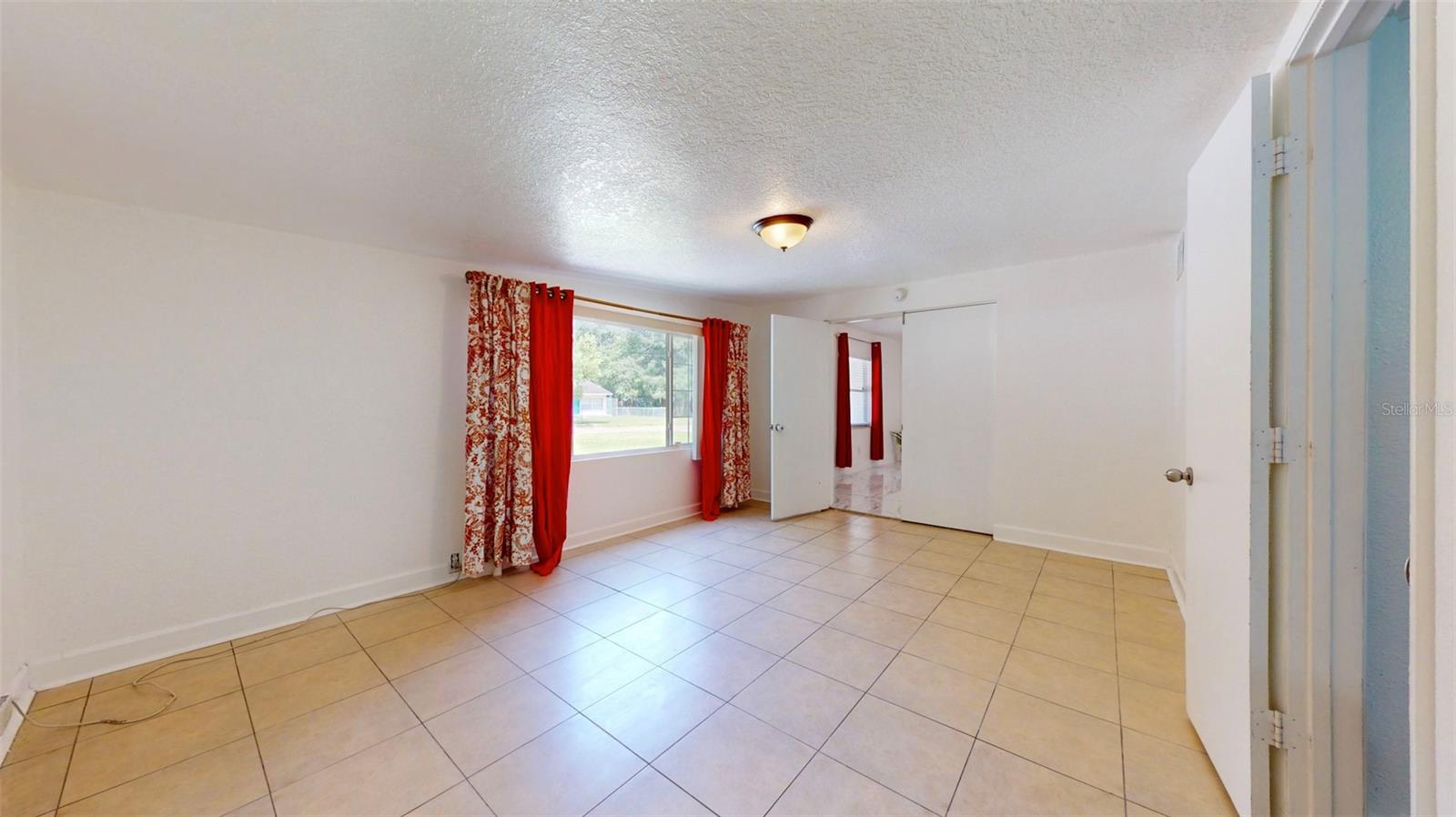 1903 E SHADOWLAWN AVE, TAMPA, FL, 33610