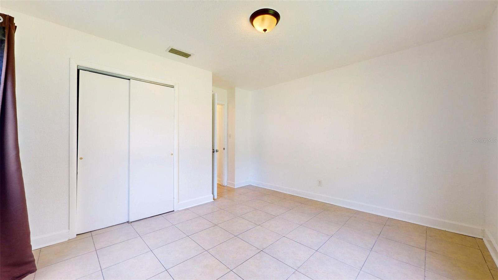 1903 E SHADOWLAWN AVE, TAMPA, FL, 33610