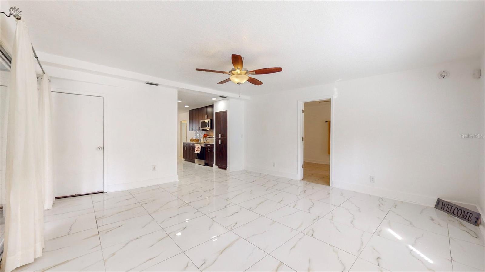 1903 E SHADOWLAWN AVE, TAMPA, FL, 33610