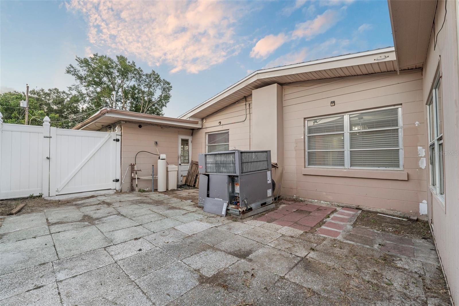 912 AVENUE T SE, WINTER HAVEN, FL, 33880