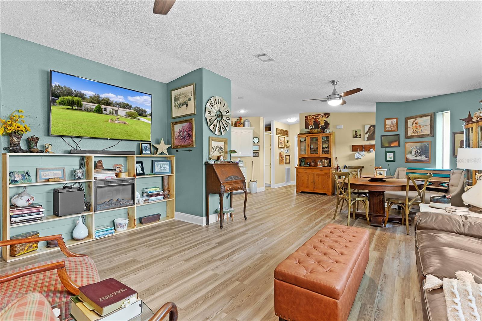 8333 COUNTY ROAD 109A-1, LADY LAKE, FL, 32159