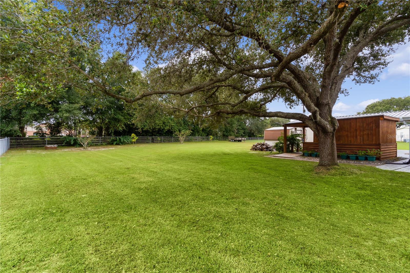 8333 COUNTY ROAD 109A-1, LADY LAKE, FL, 32159
