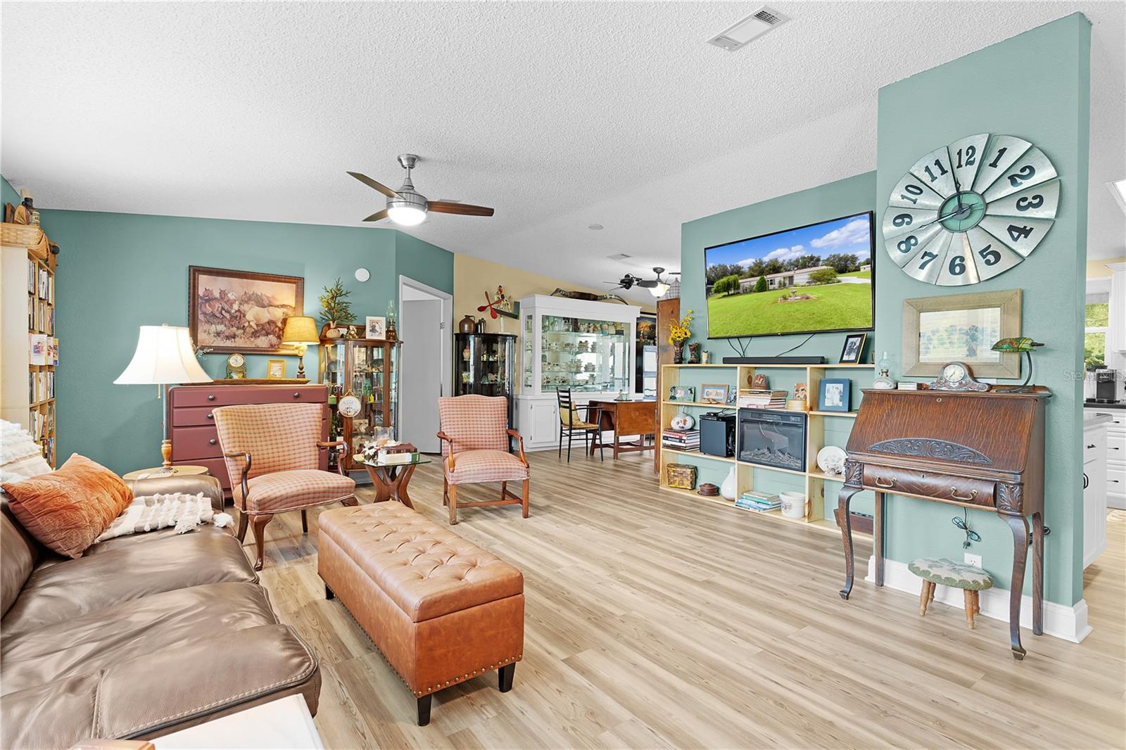 8333 COUNTY ROAD 109A-1, LADY LAKE, FL, 32159