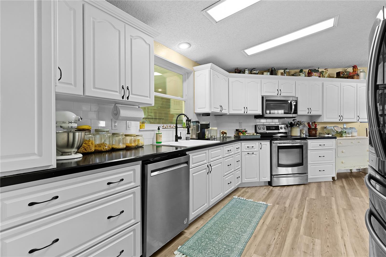 8333 COUNTY ROAD 109A-1, LADY LAKE, FL, 32159