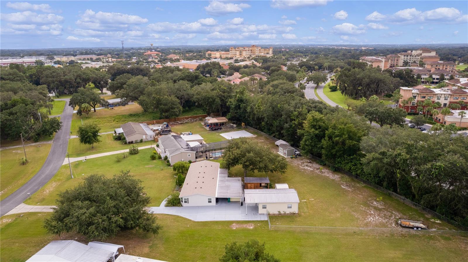 8333 COUNTY ROAD 109A-1, LADY LAKE, FL, 32159