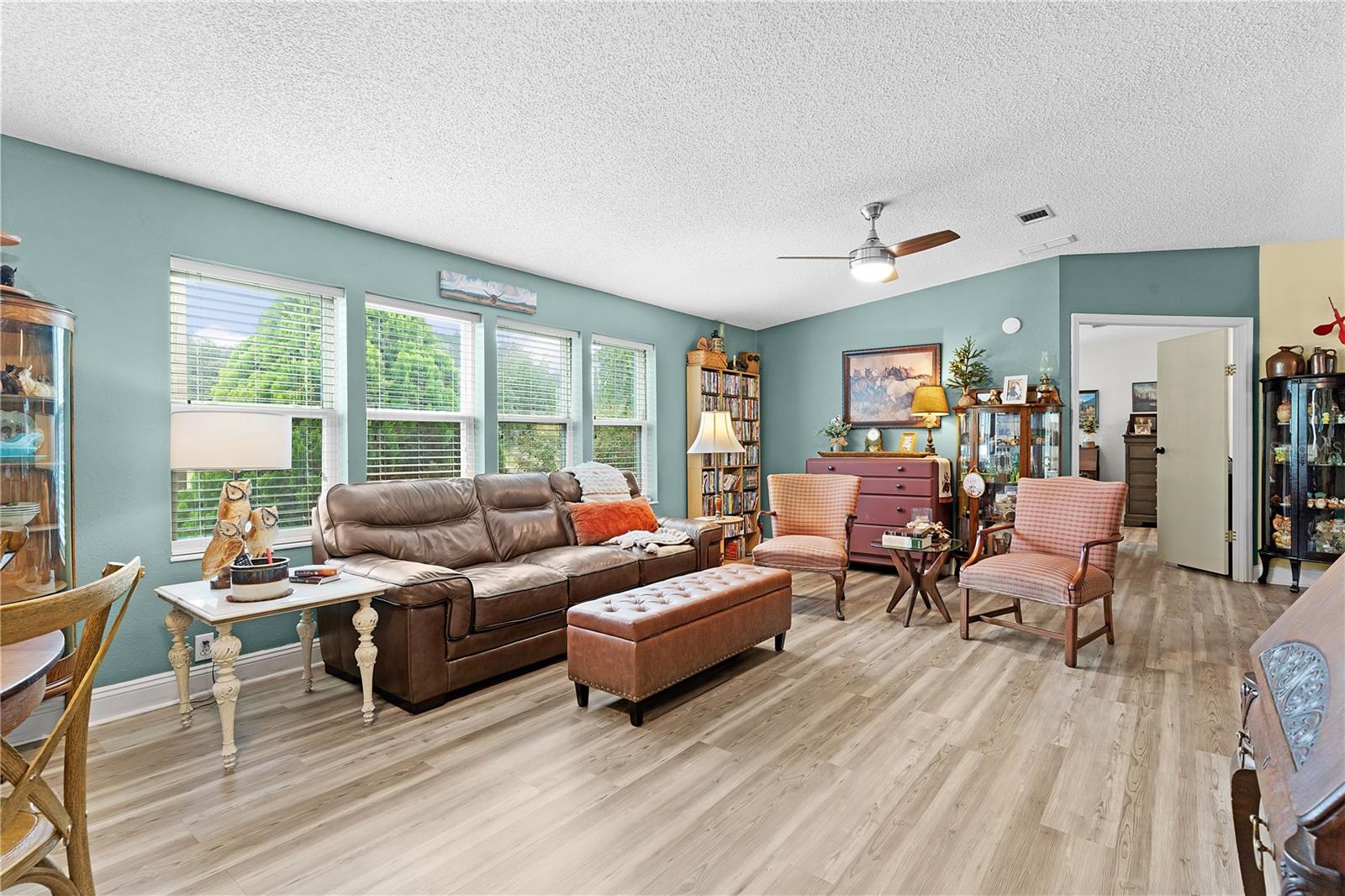 8333 COUNTY ROAD 109A-1, LADY LAKE, FL, 32159