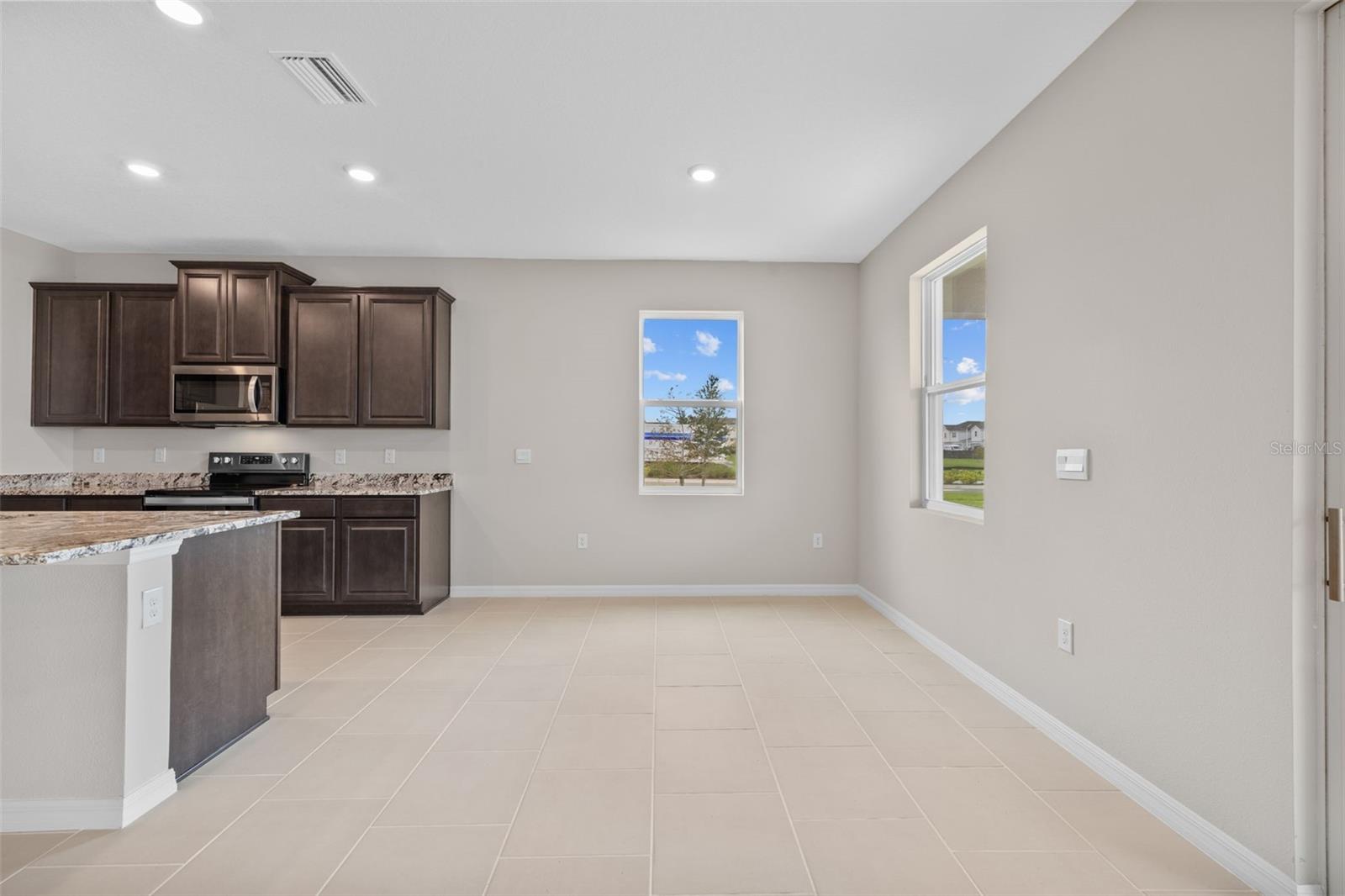 32003 CONCHSHELL SAIL ST, WESLEY CHAPEL, FL, 33545