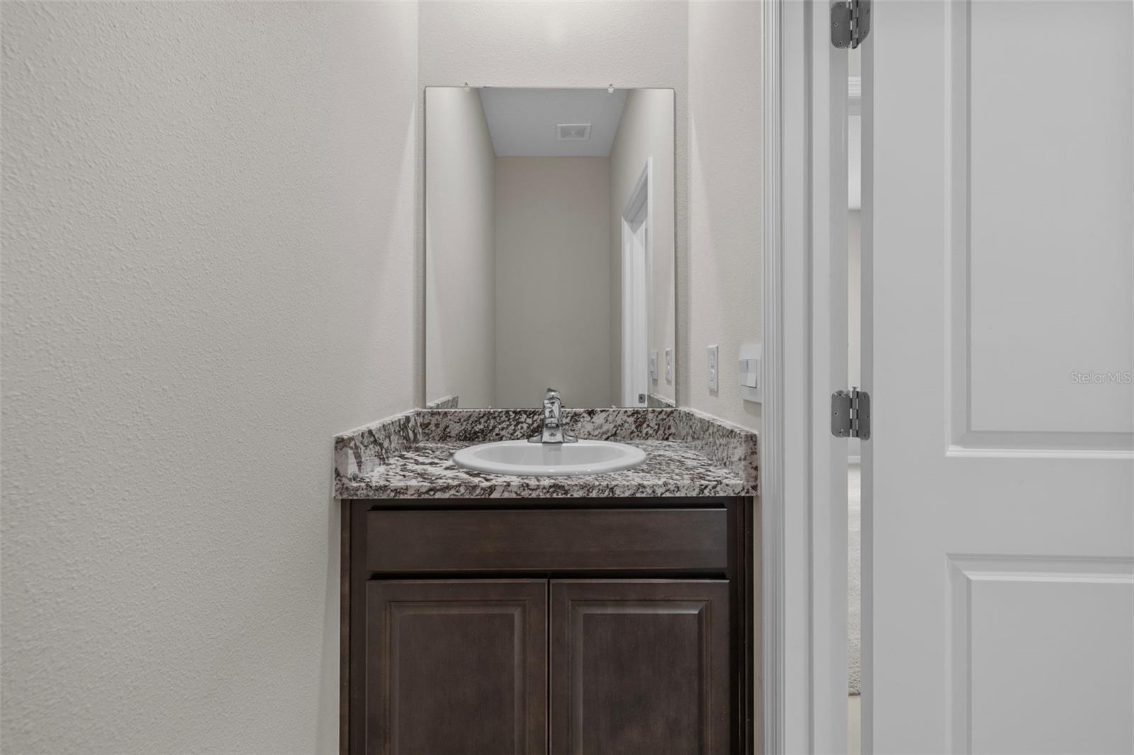 32003 CONCHSHELL SAIL ST, WESLEY CHAPEL, FL, 33545