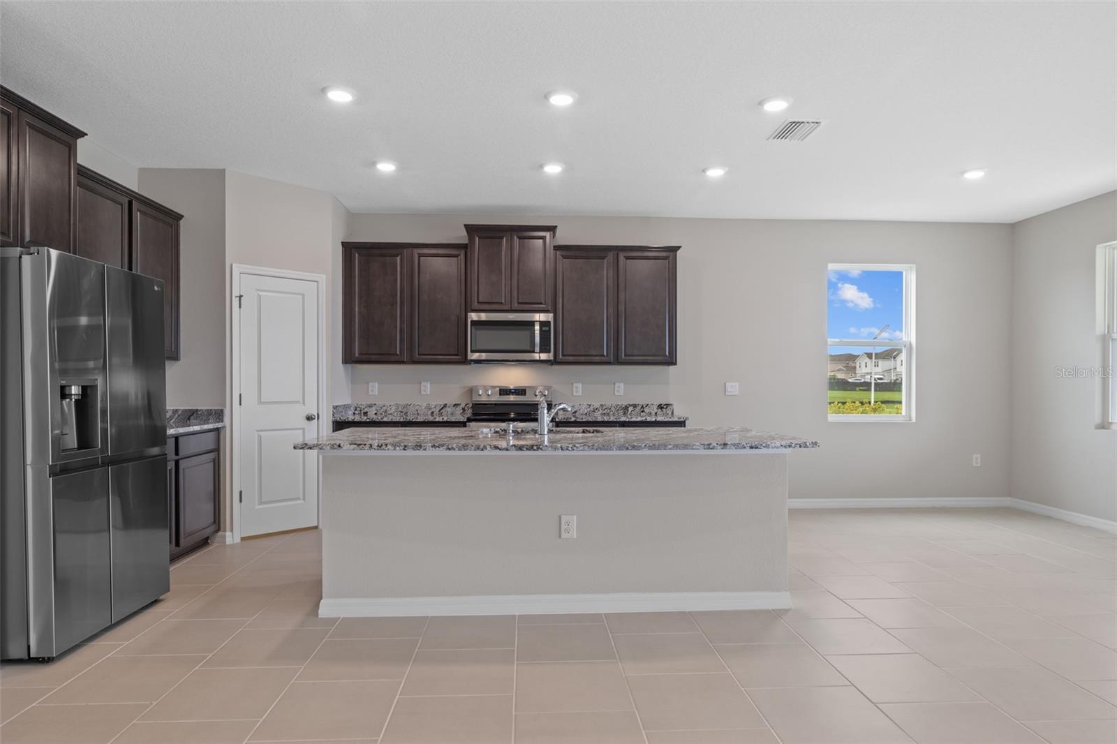 32003 CONCHSHELL SAIL ST, WESLEY CHAPEL, FL, 33545