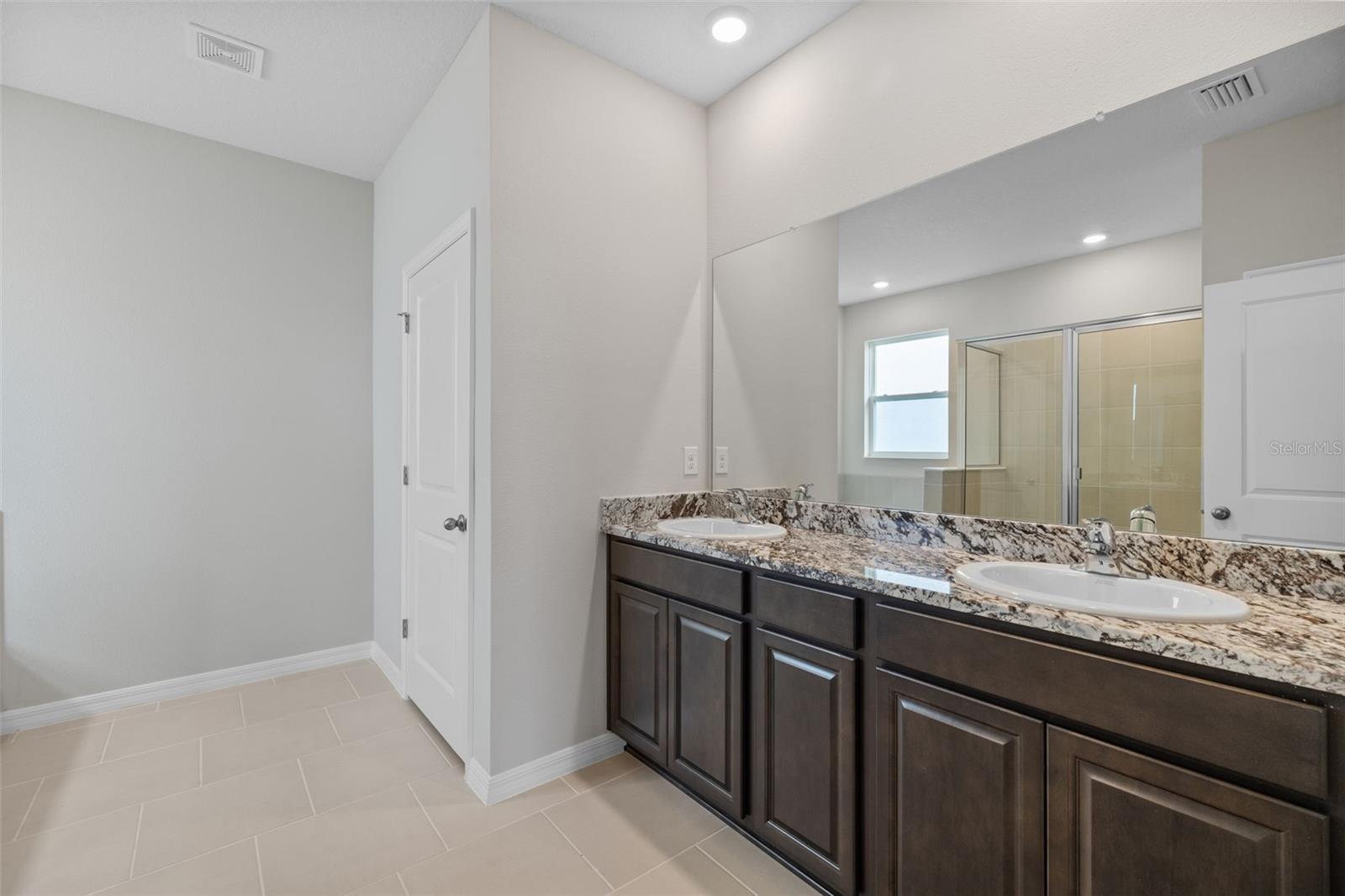 32003 CONCHSHELL SAIL ST, WESLEY CHAPEL, FL, 33545