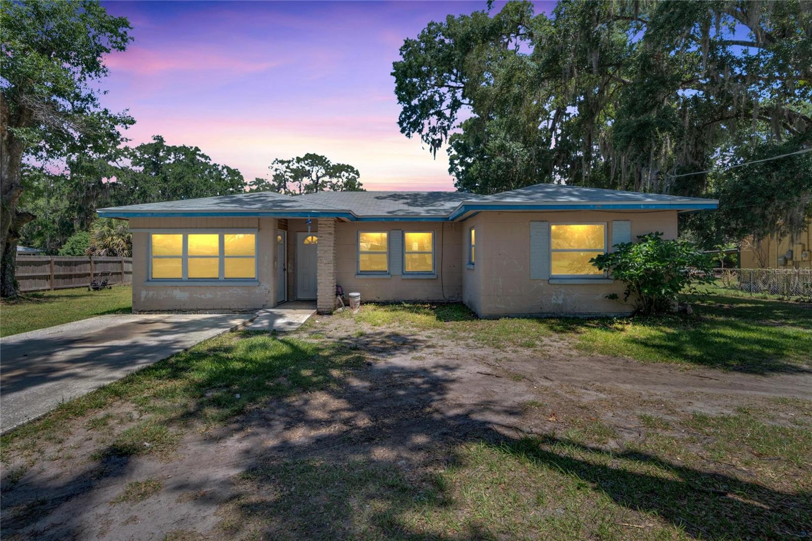 1404 E FRANCES AVE, PLANT CITY, FL, 33563
