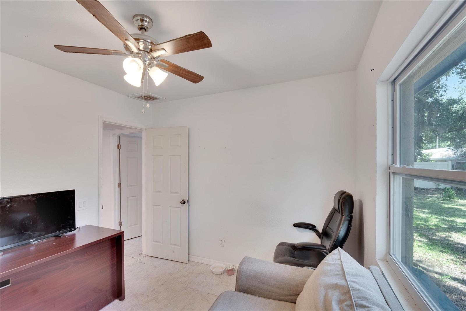 1404 E FRANCES AVE, PLANT CITY, FL, 33563