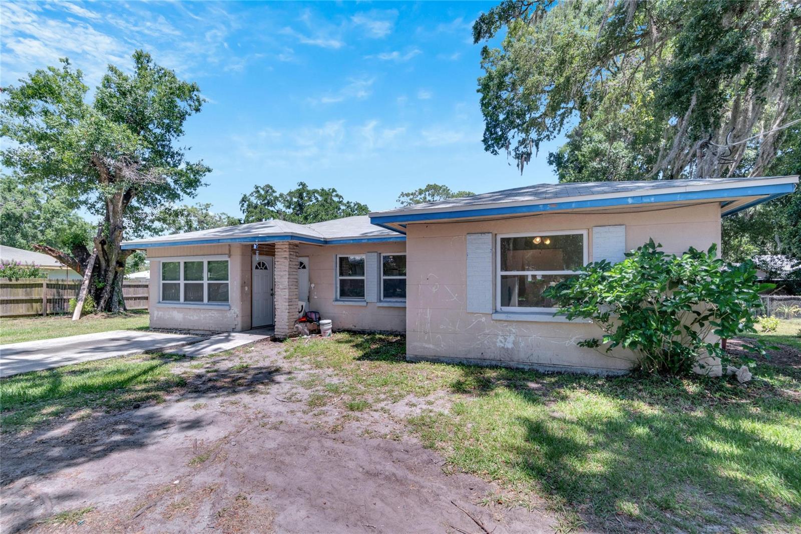 1404 E FRANCES AVE, PLANT CITY, FL, 33563