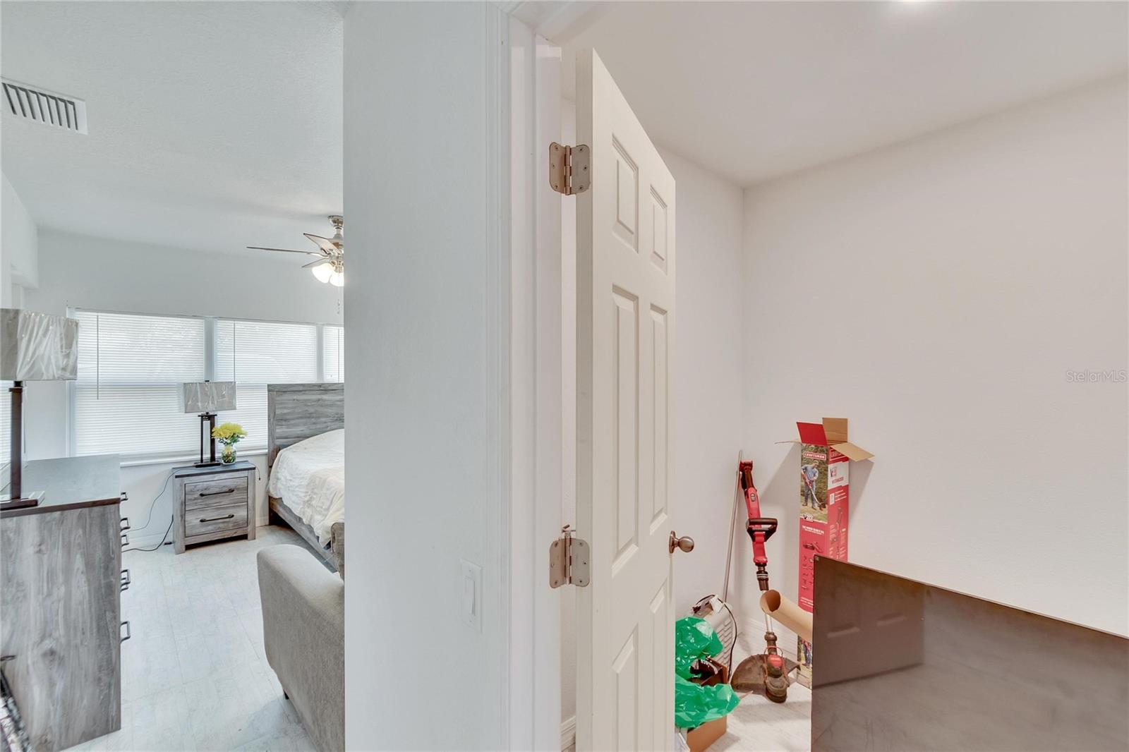 1404 E FRANCES AVE, PLANT CITY, FL, 33563
