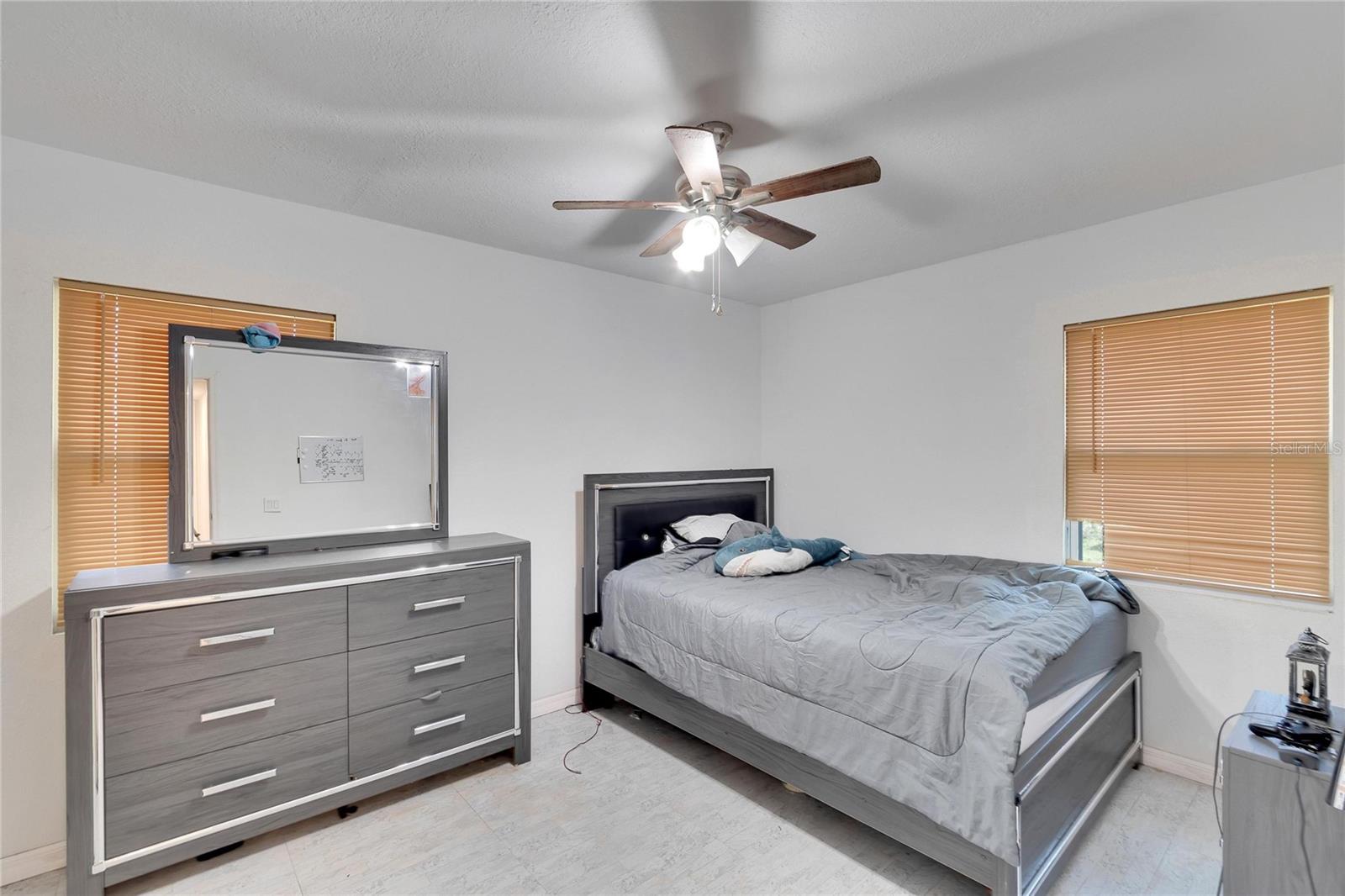 1404 E FRANCES AVE, PLANT CITY, FL, 33563