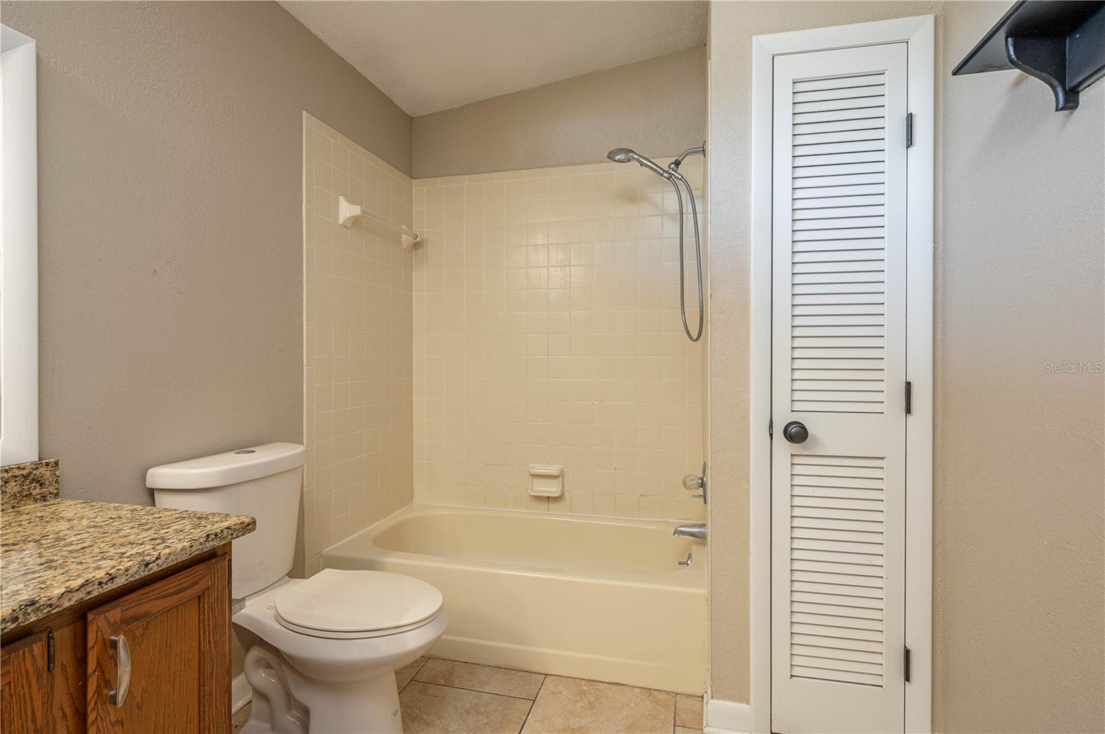 251 LAKE HOWARD DR SW, WINTER HAVEN, FL, 33880