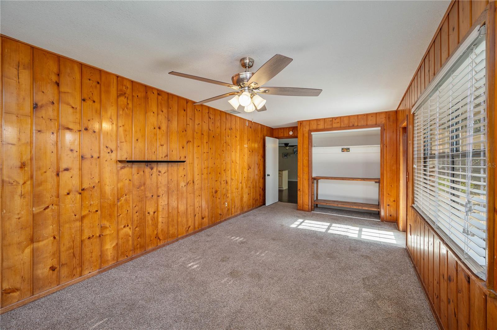 251 LAKE HOWARD DR SW, WINTER HAVEN, FL, 33880