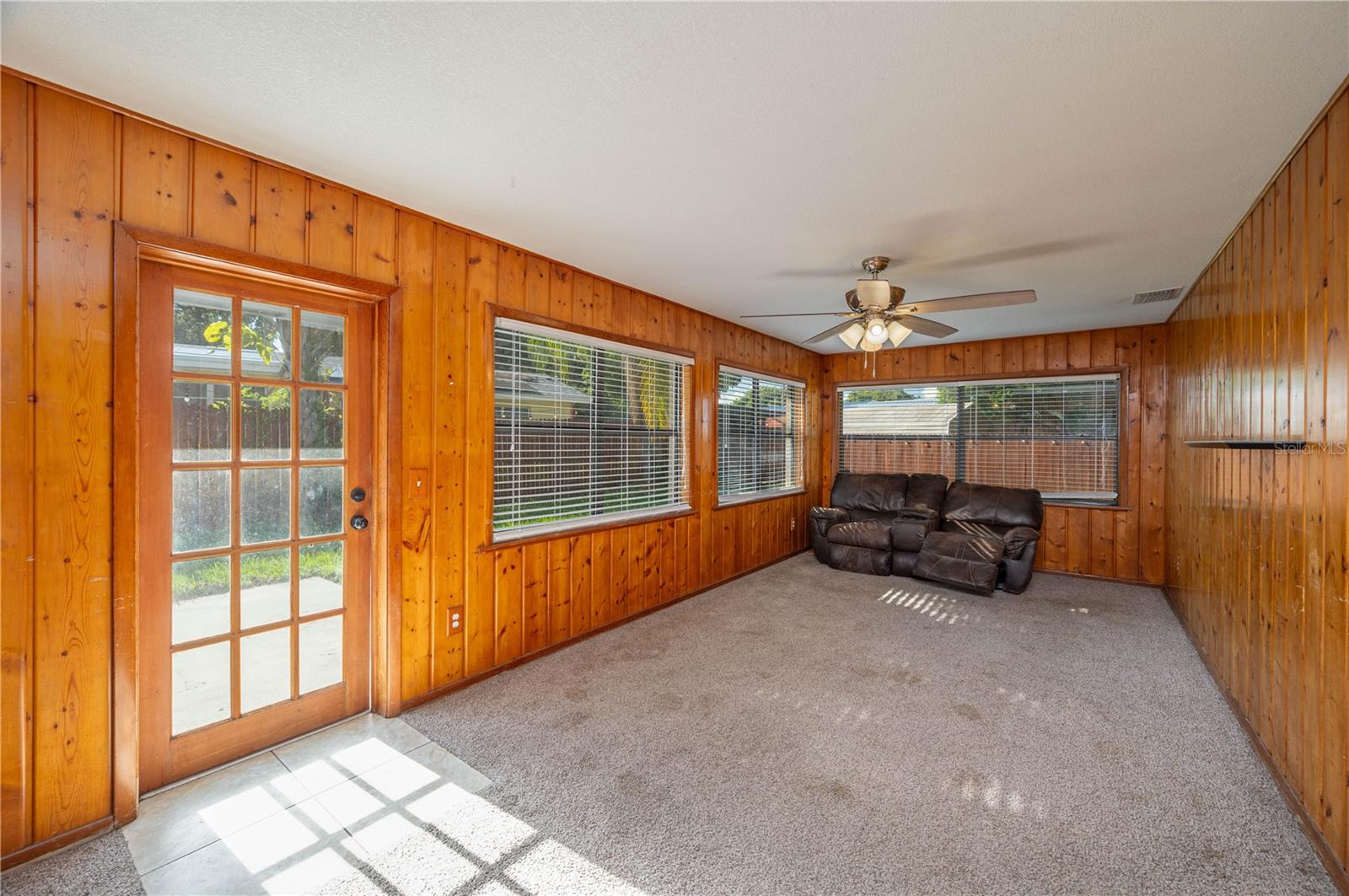 251 LAKE HOWARD DR SW, WINTER HAVEN, FL, 33880