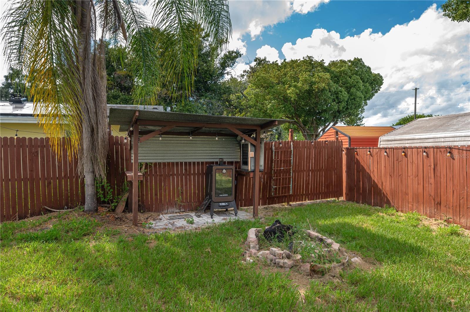 251 LAKE HOWARD DR SW, WINTER HAVEN, FL, 33880