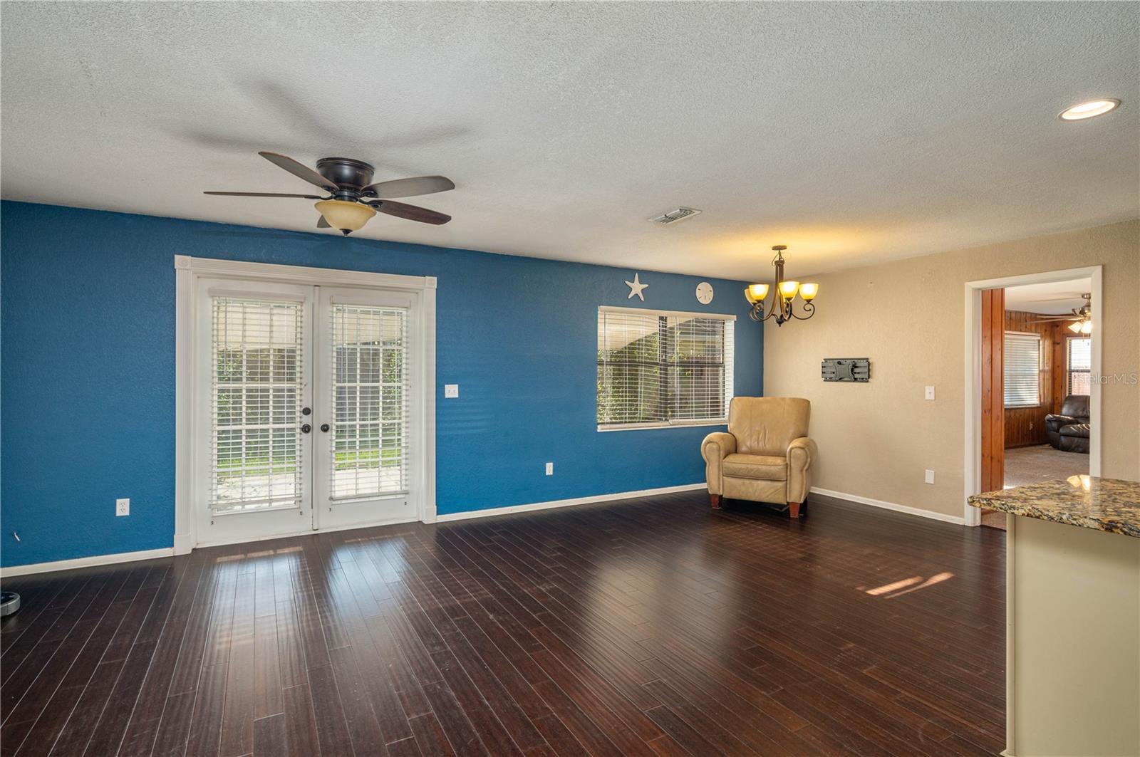 251 LAKE HOWARD DR SW, WINTER HAVEN, FL, 33880