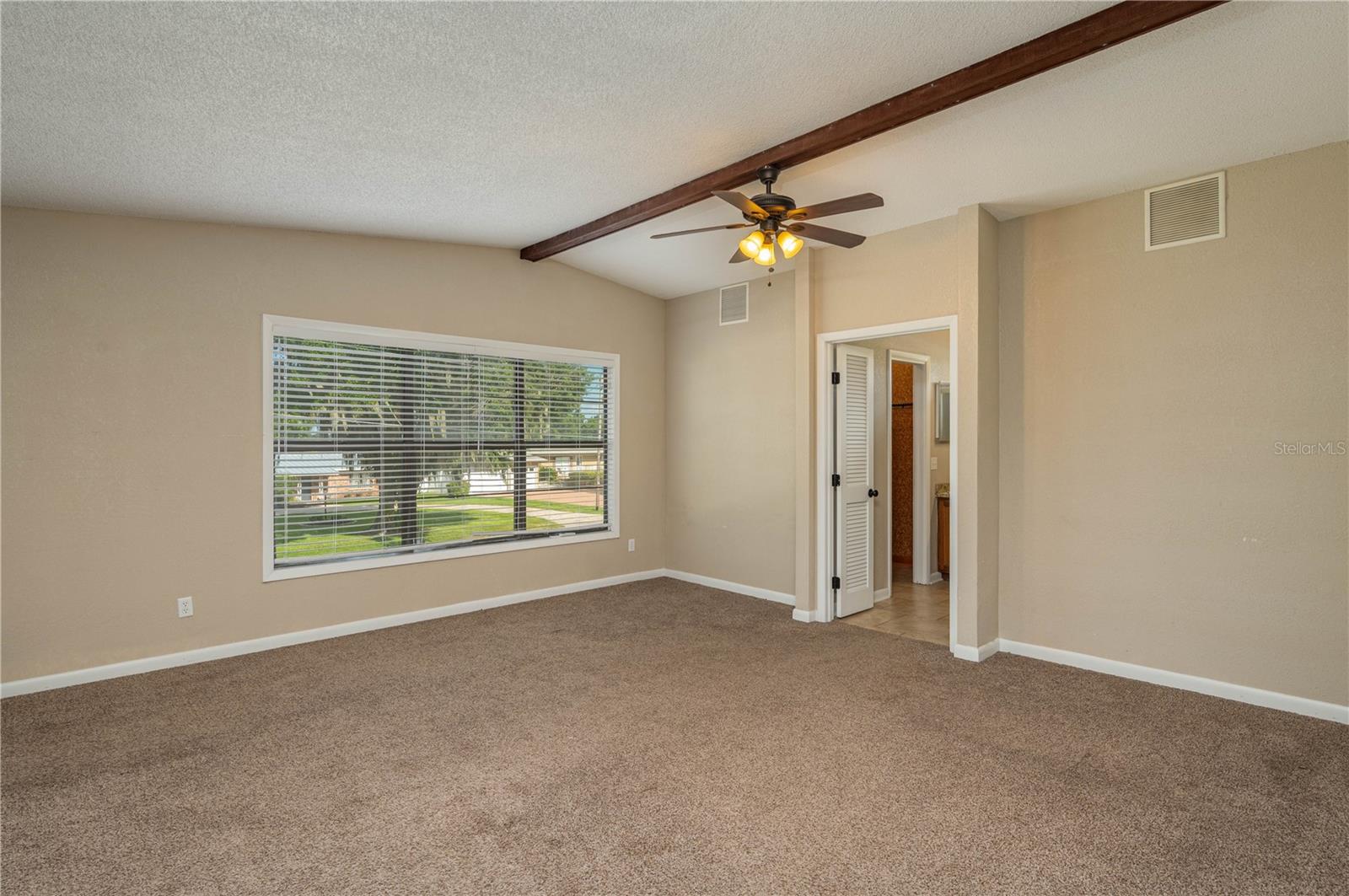 251 LAKE HOWARD DR SW, WINTER HAVEN, FL, 33880
