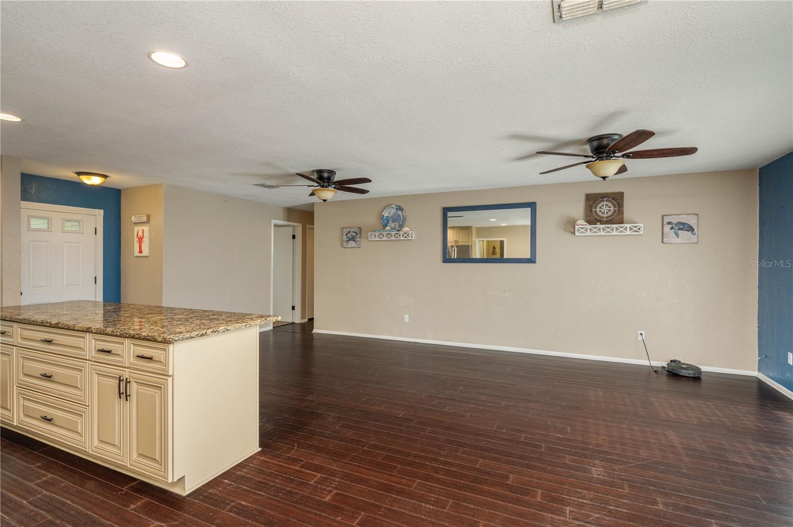 251 LAKE HOWARD DR SW, WINTER HAVEN, FL, 33880