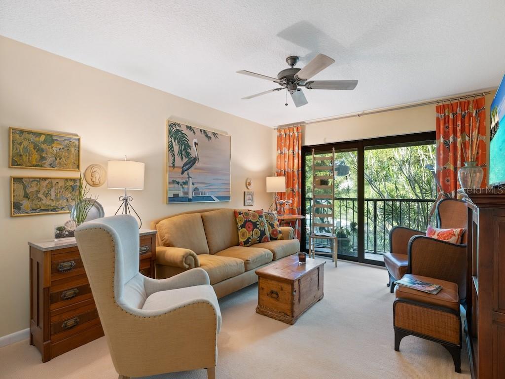2165 GALLEON DR #H-4, VERO BEACH, FL, 32963