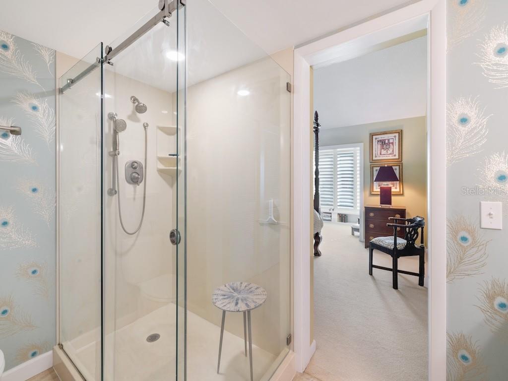 2165 GALLEON DR #H-4, VERO BEACH, FL, 32963
