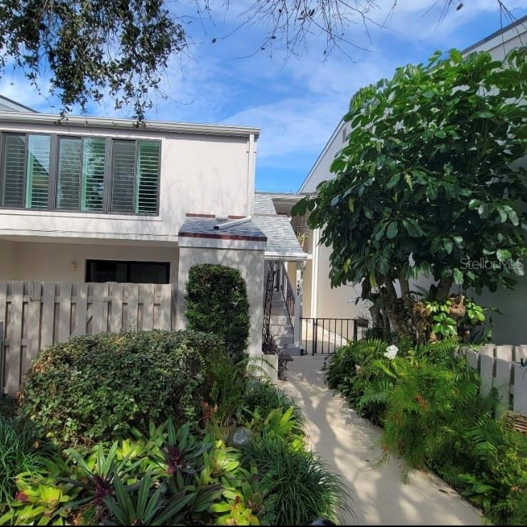 2165 GALLEON DR #H-4, VERO BEACH, FL, 32963