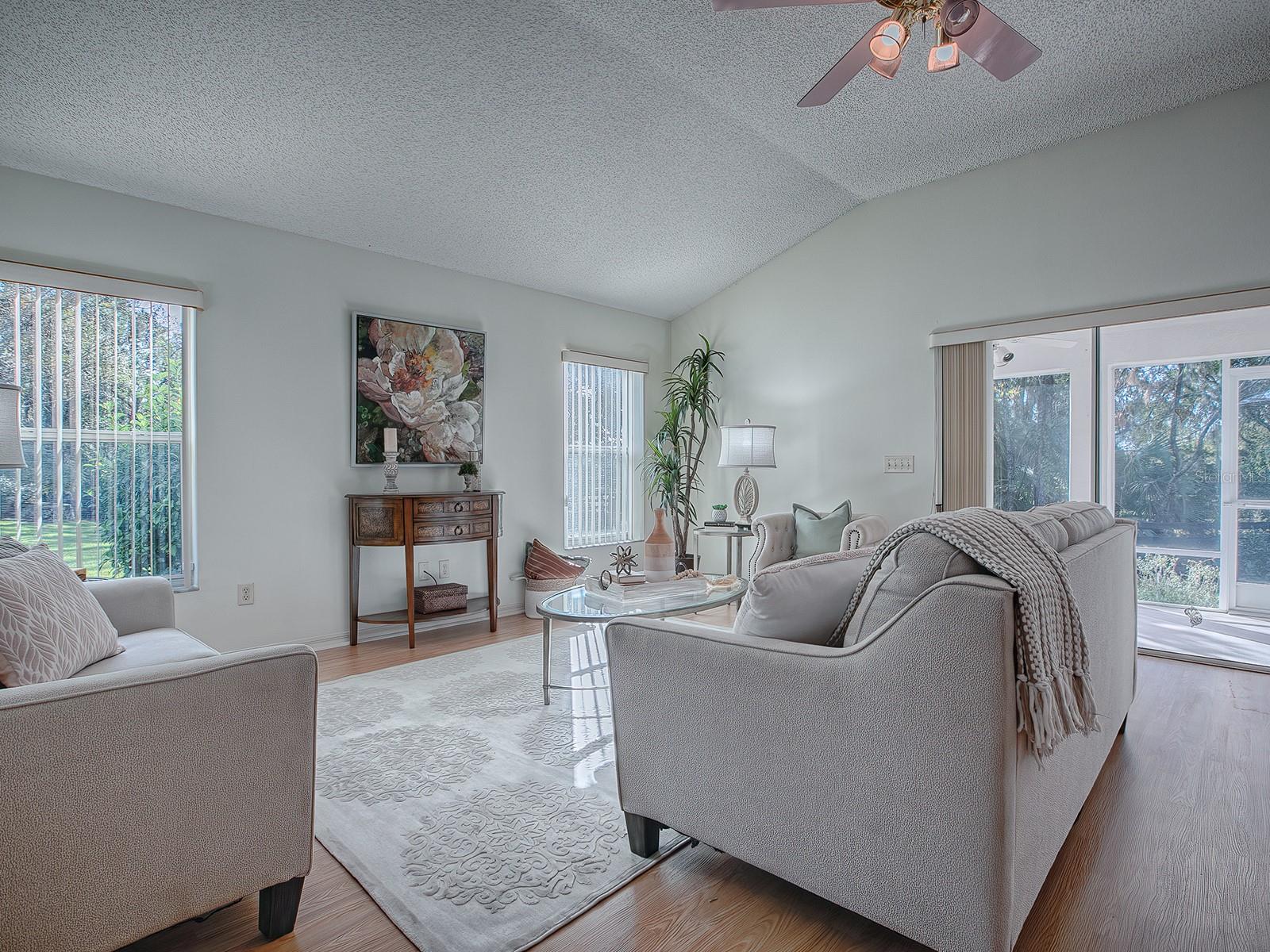 1302 OPORTO DR, THE VILLAGES, FL, 32162