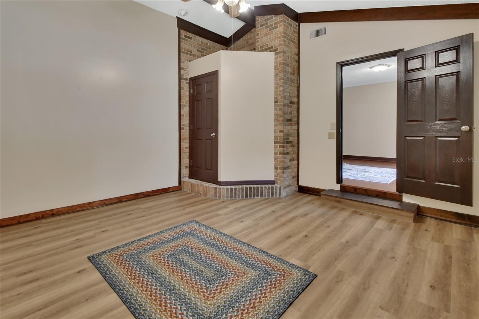542 W OHIO AVE, DELAND, FL, 32720