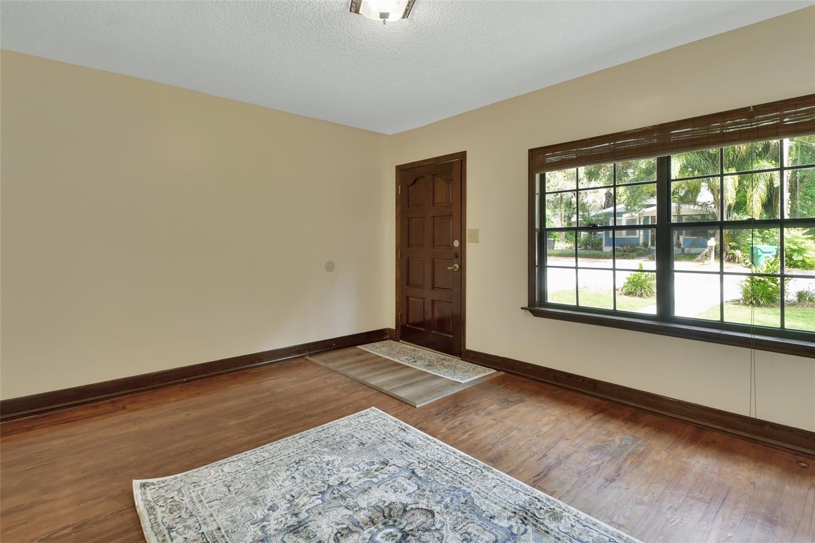 542 W OHIO AVE, DELAND, FL, 32720