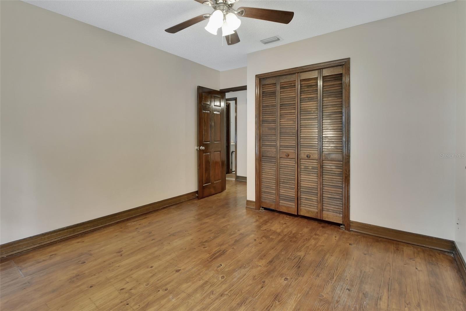 542 W OHIO AVE, DELAND, FL, 32720