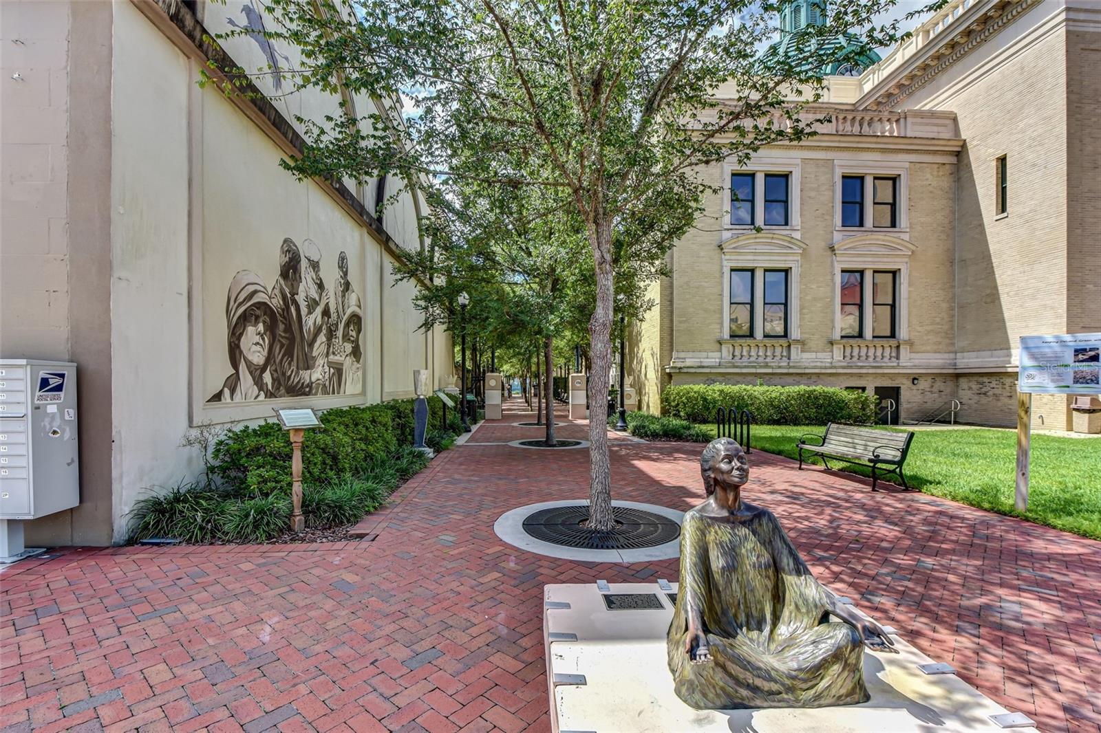 542 W OHIO AVE, DELAND, FL, 32720