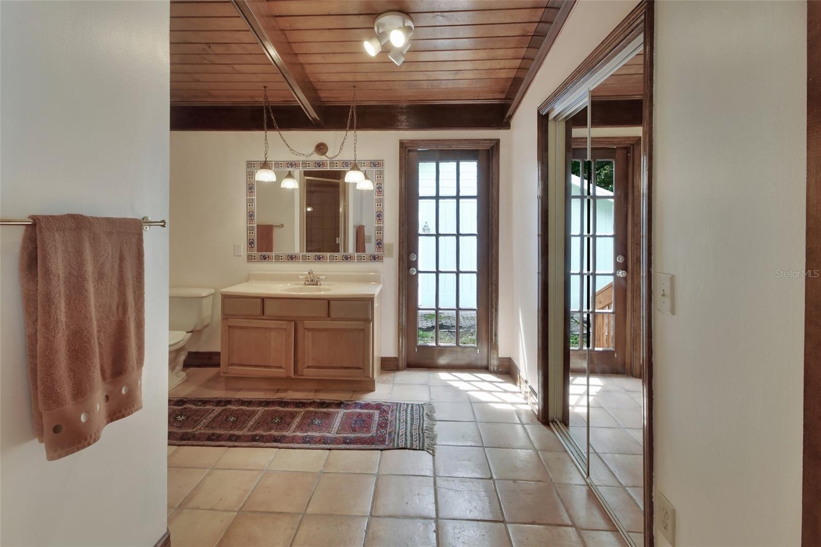 542 W OHIO AVE, DELAND, FL, 32720
